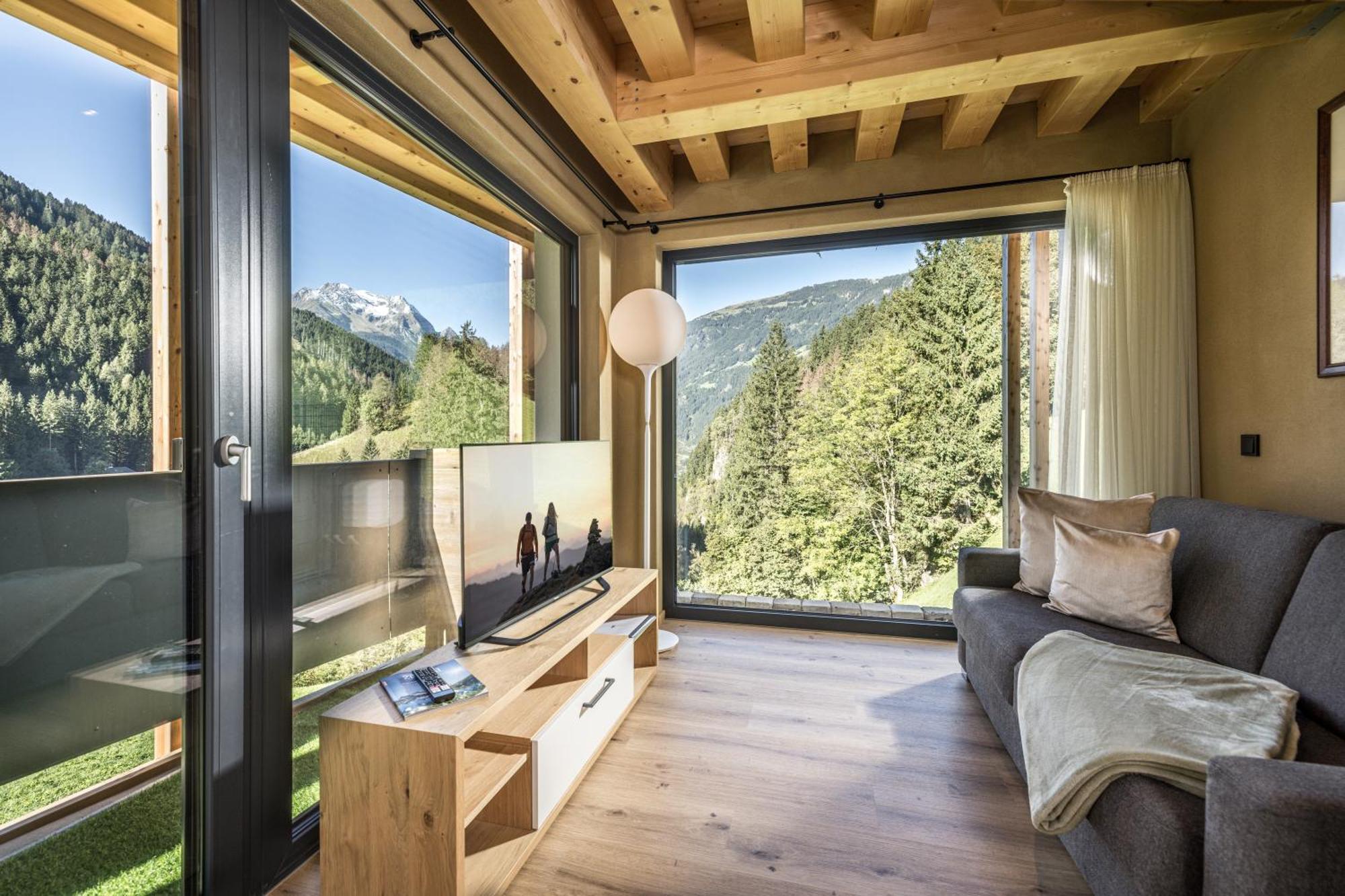 Natur Zeit - Alpine Garden Apartments Mayrhofen Eksteriør billede